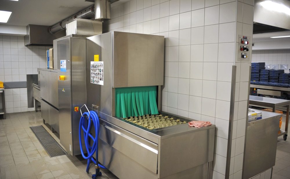 commercial-diswasher